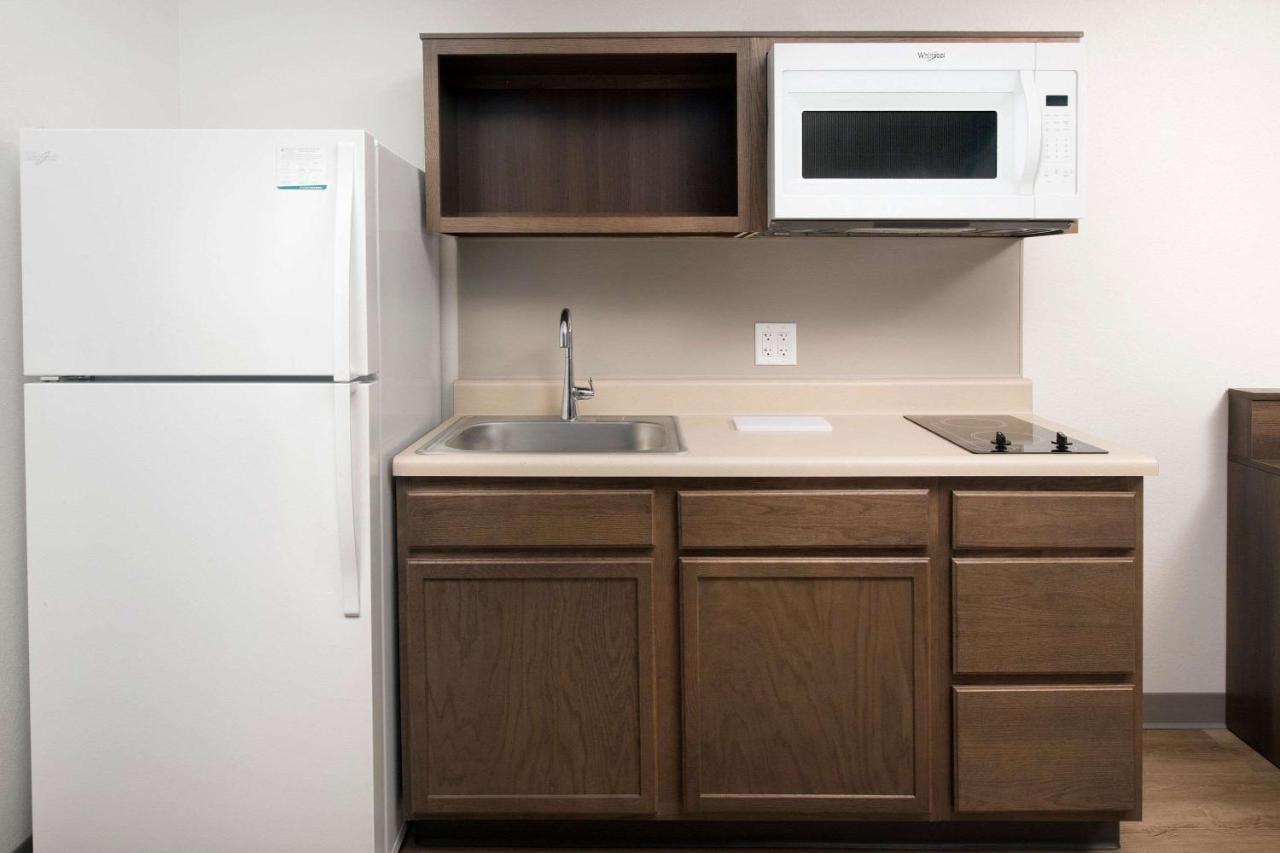Woodspring Suites Chicago Tinley Park Exterior photo